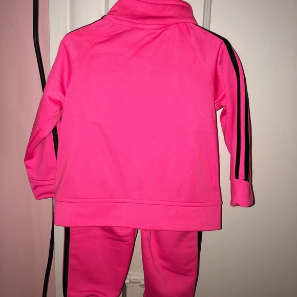 Baby Adidas Pink Set - Picture 2 of 3